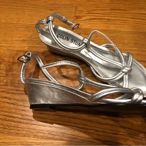 Colin Stuart Silver T Strap Knotted Strappy Small Low Sandals Wedges 5 - Picture 2 of 3